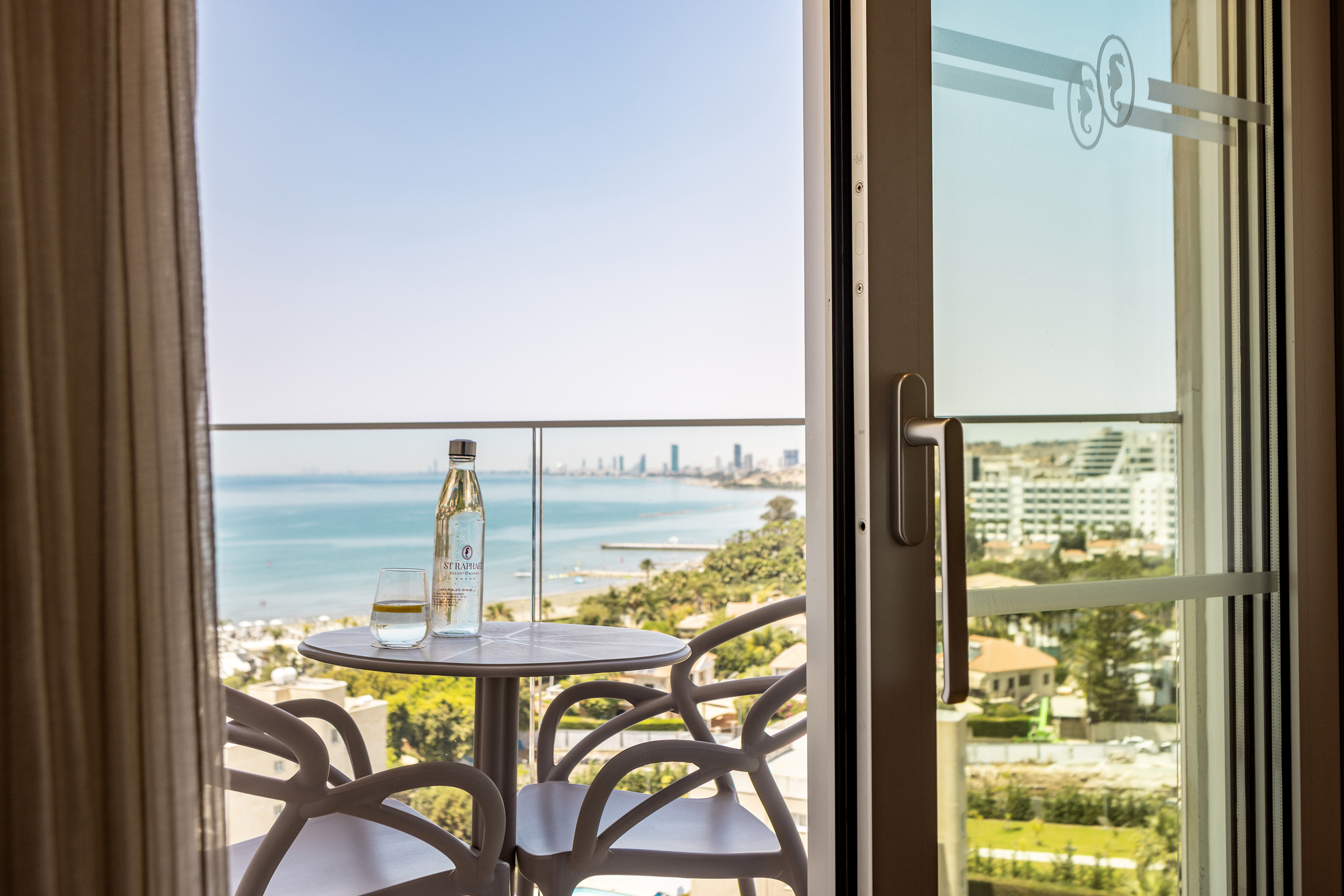 Two Bedroom Family Sea View Rooms 54m²